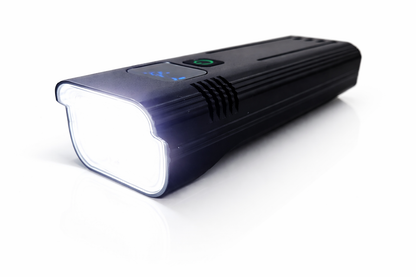 Kit éclairage vélo avec lampe avant LED noire et lumière arrière rouge perspective 2