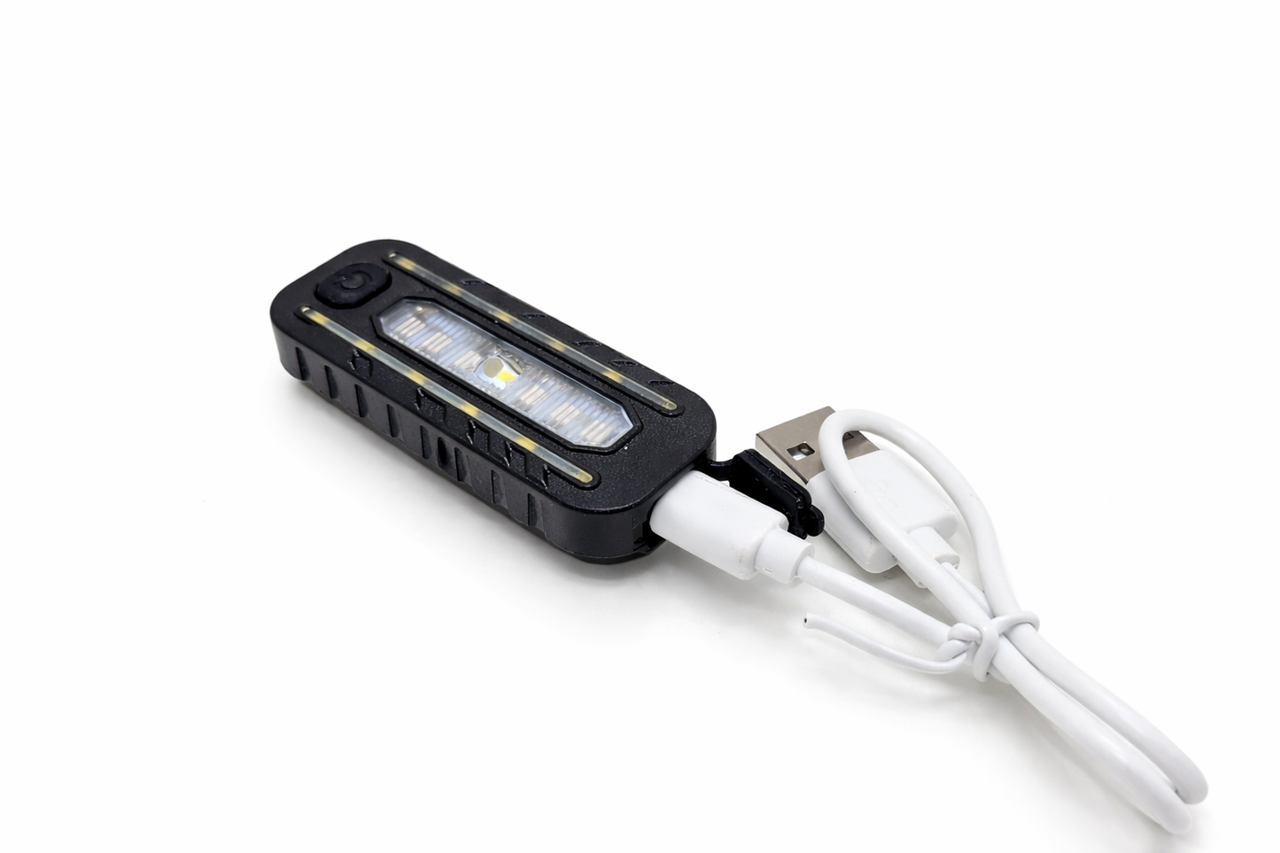 Éclairage vélo LED rechargeable USB-C multifonction noir à clips vue chargement