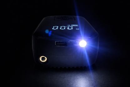 Compresseur électrique portable rechargeable noir avec flexible de gonflage nuit